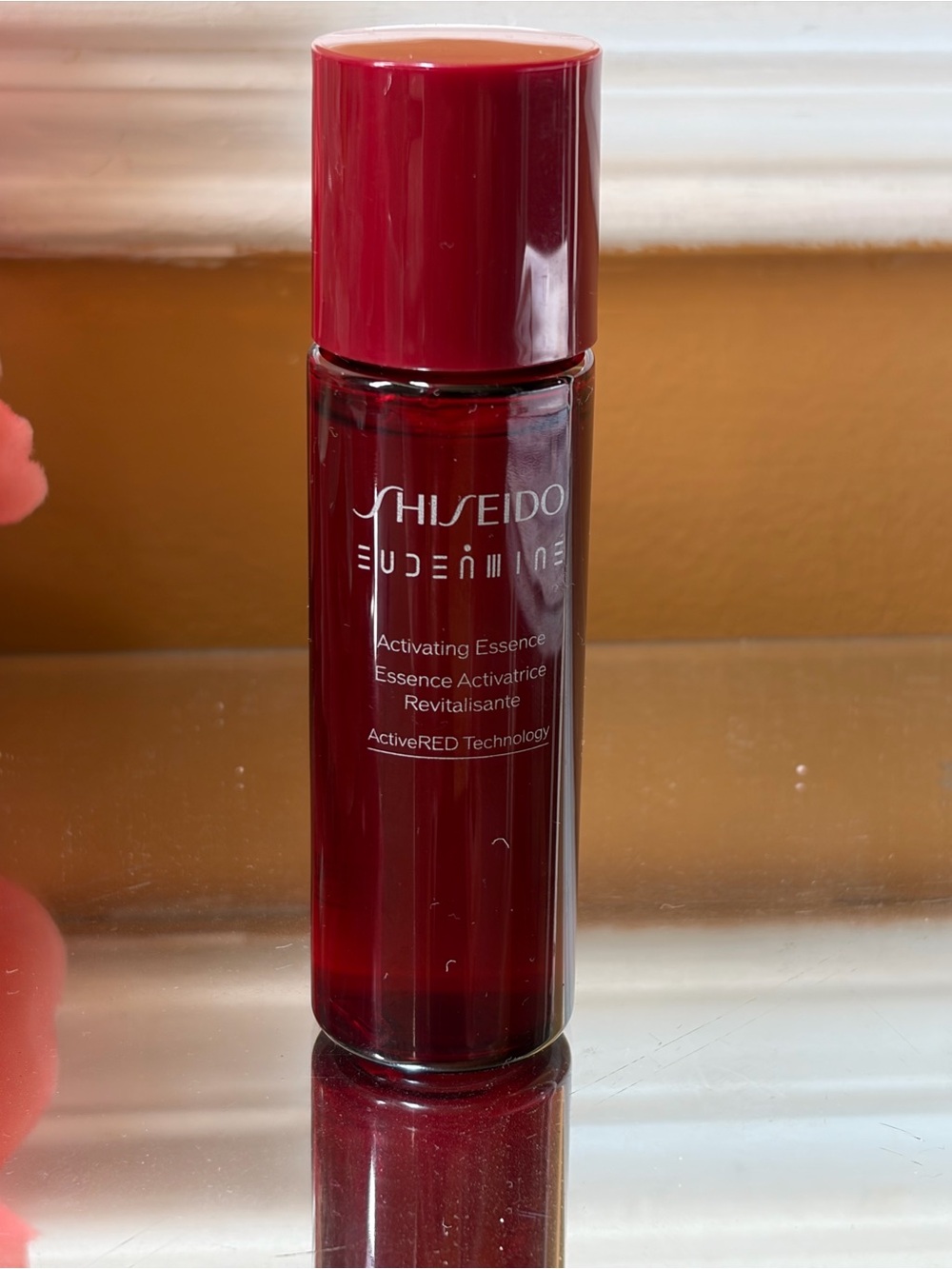 Shiseido Activating Essence - Red Serum Bottle